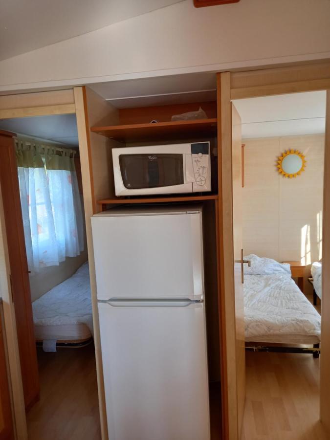 Mobilhome Nature Сен-Лоран-сюр-Мер Екстериор снимка